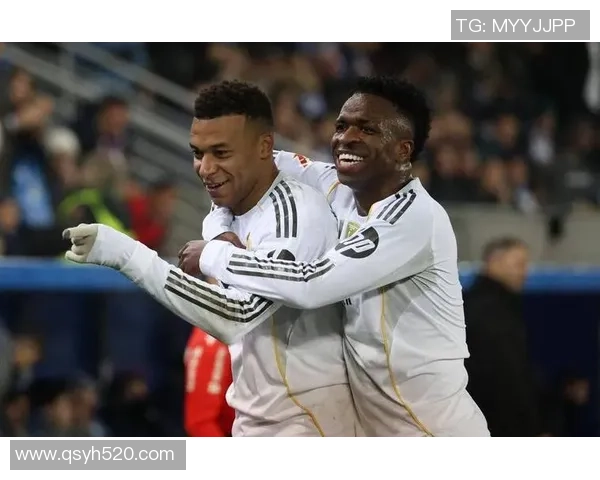 今日焦点战:皇马与劲敌激烈对决,悬念不断引发球迷热议 今日焦点战:皇马与劲敌激烈对决,悬念不断引发球迷热议